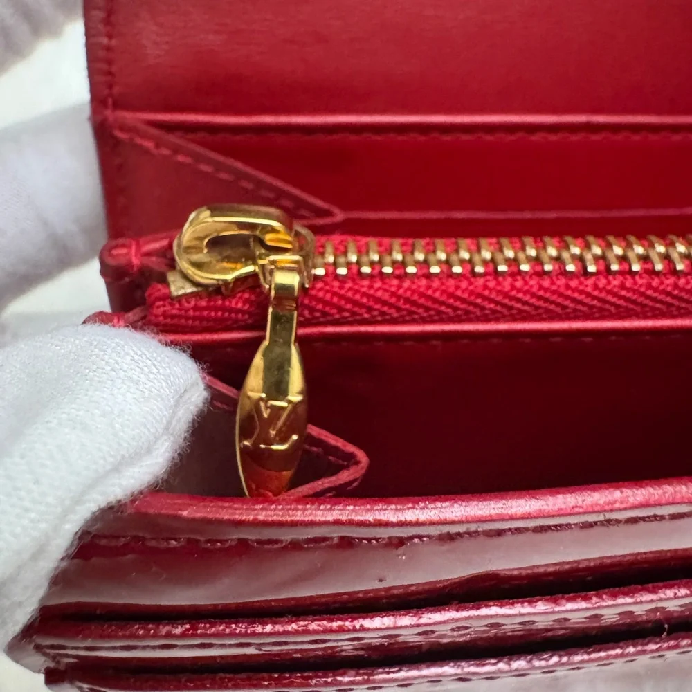 Louis Vuitton Sarah Long Wallet